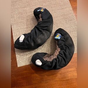 Howies‎ skate guards youth